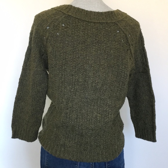 LOFT Cable Knit Exposed Seams 3/4 Sleeve Pullover Sweater, size Medium ❤️ - Picture 6 of 13